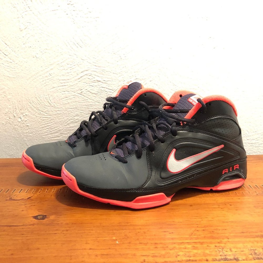 Nike Air Visi Pro 3 Basketball Shoe